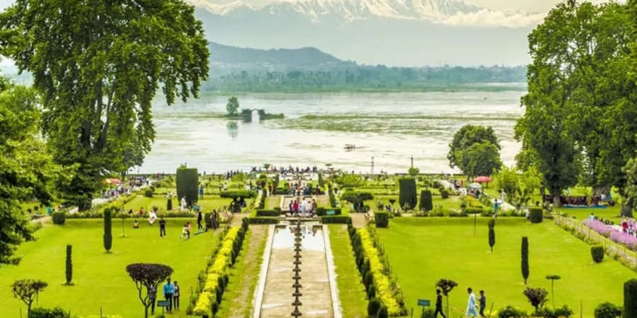 1701079265_176672-6n-7d-srinagar-tour-package-slider-image